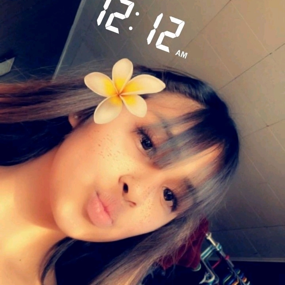 Meet your Posher, Edith